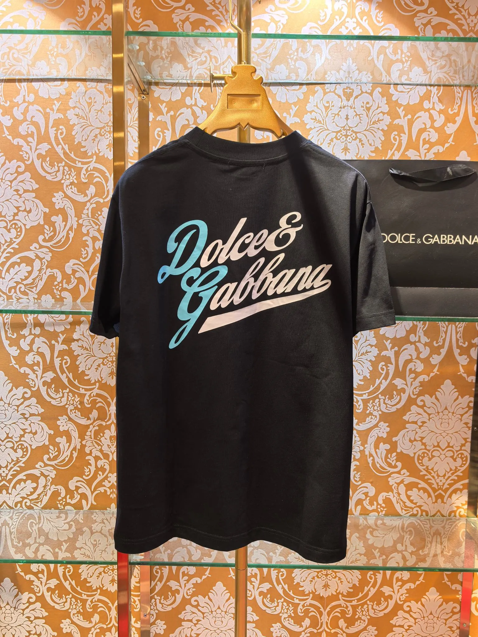 𝘿𝙊𝙇𝘾𝙀 & 𝙂𝘼𝘽𝘽𝘼𝙉𝘼 2026/ss New Arrival T Same Style : ， Sizes:S-XL